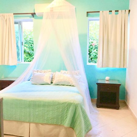 Esquina De La Felicidad De Playacar Bed & Breakfast Playa del Carmen Exterior photo